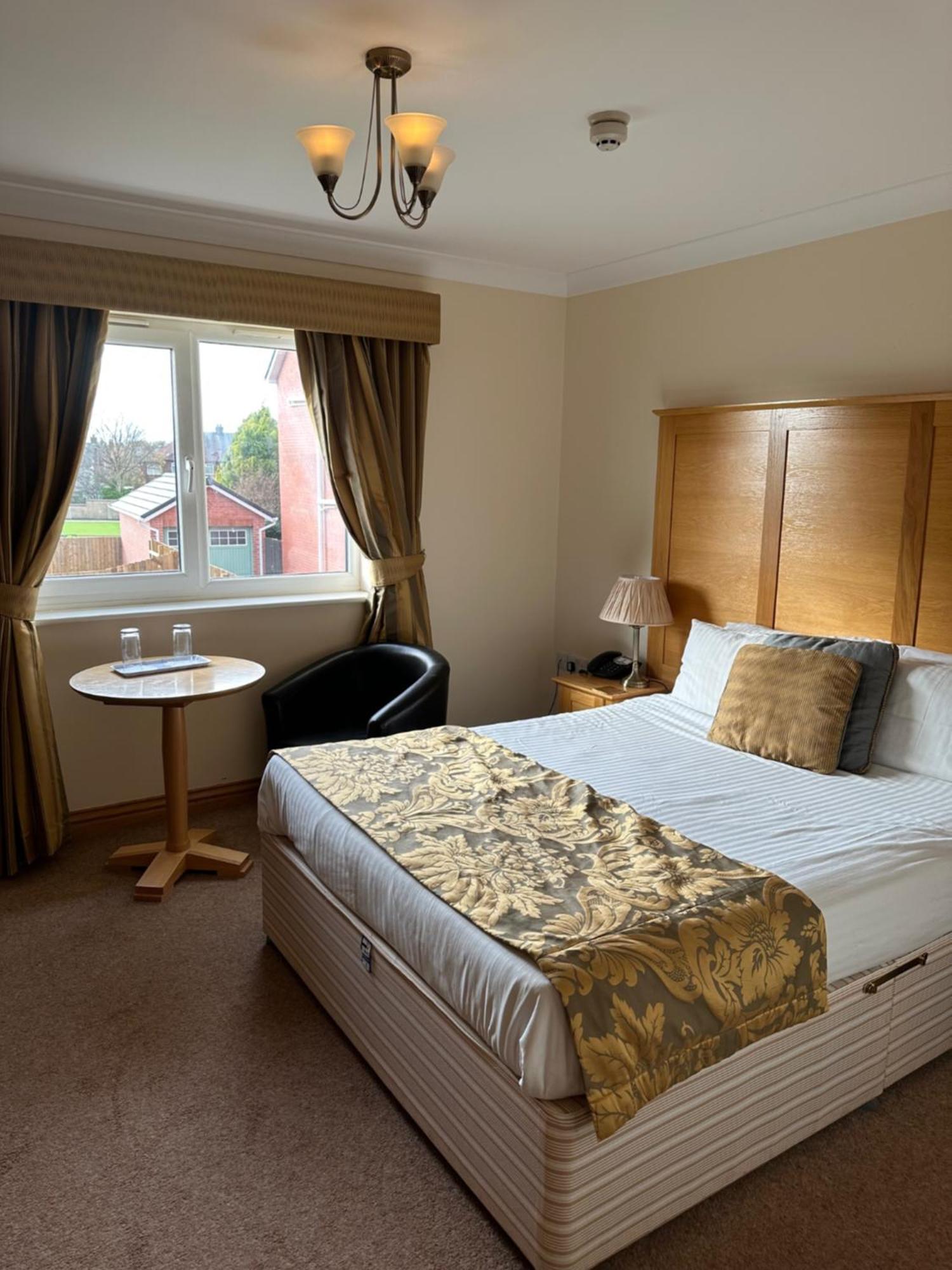 The Chetwynde Hotel Barrow-in-Furness Ngoại thất bức ảnh